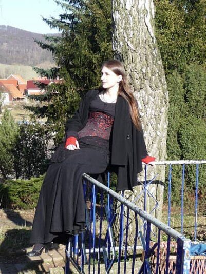 200021_187624707949570_7967108_n